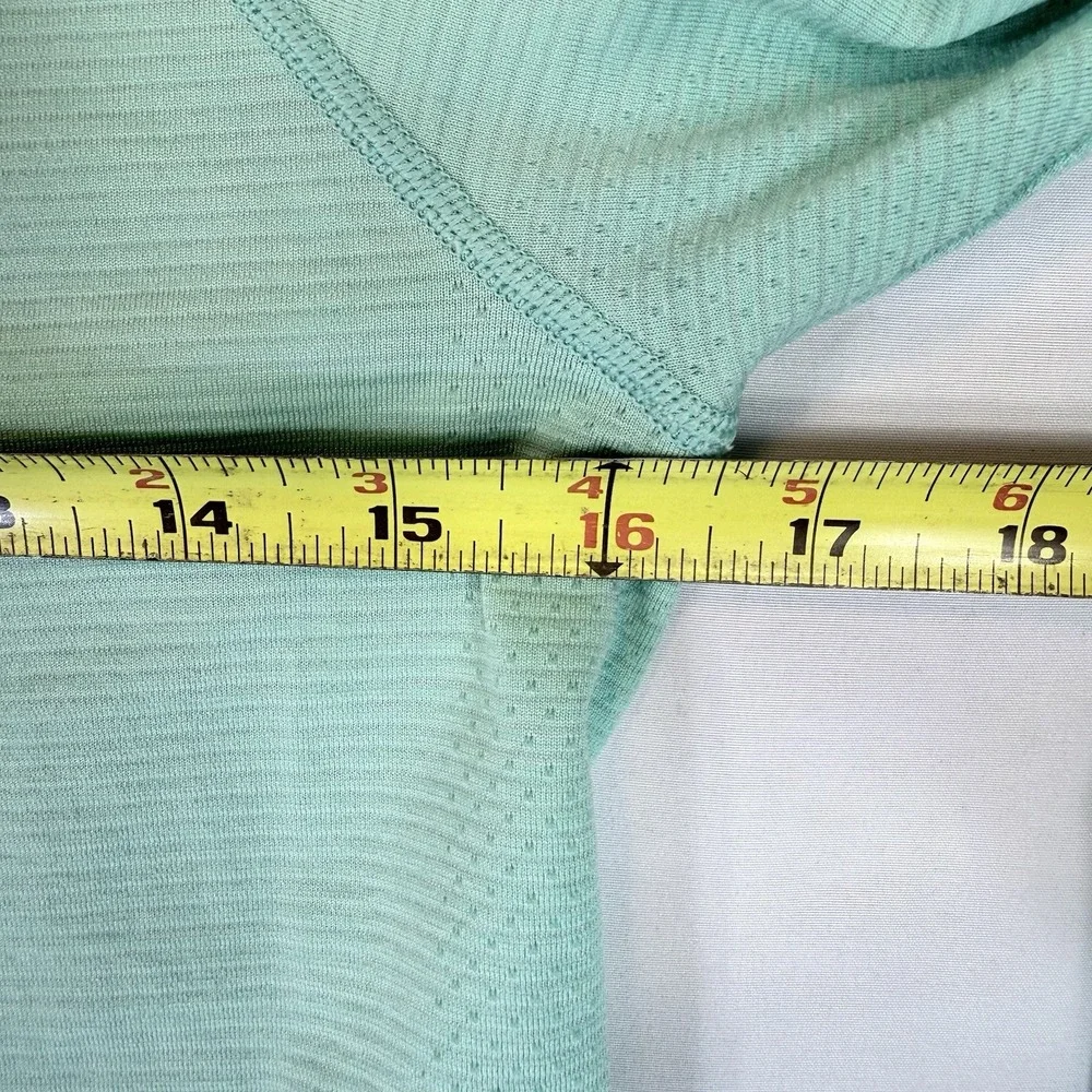 Lululemon Swiftly Tech Long Sleeve 2.0 Shirt Size 8 Mint Green Excellent